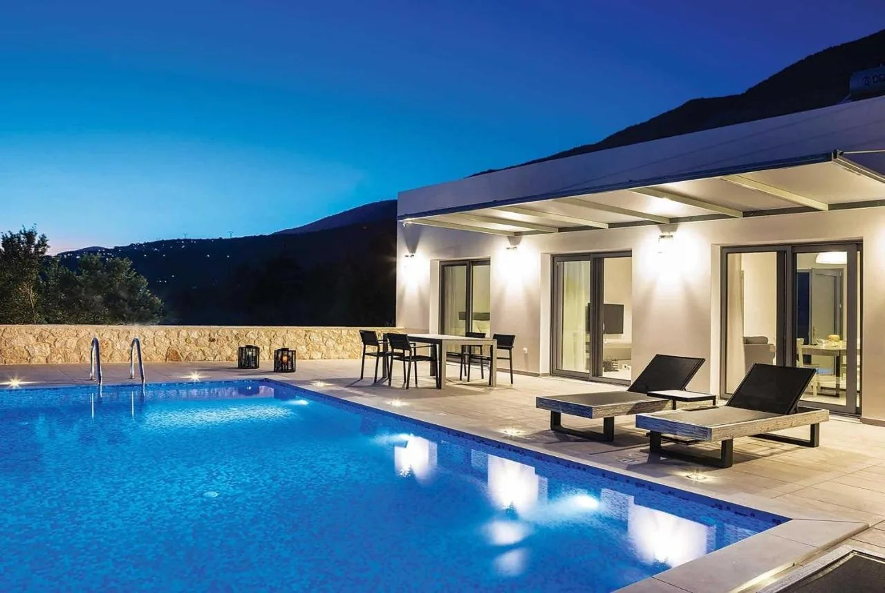 Rock Villa Lourdas — photo 1