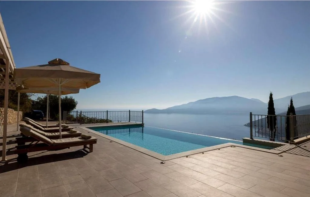 Remvi Villa — photo 1