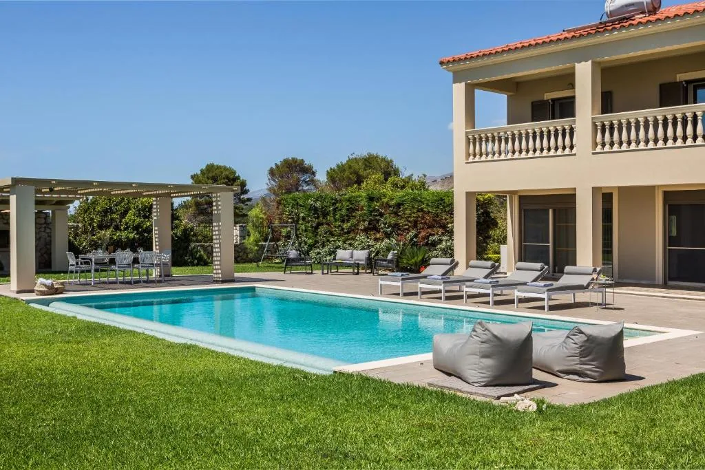 Infinity Blue Villa — photo 1