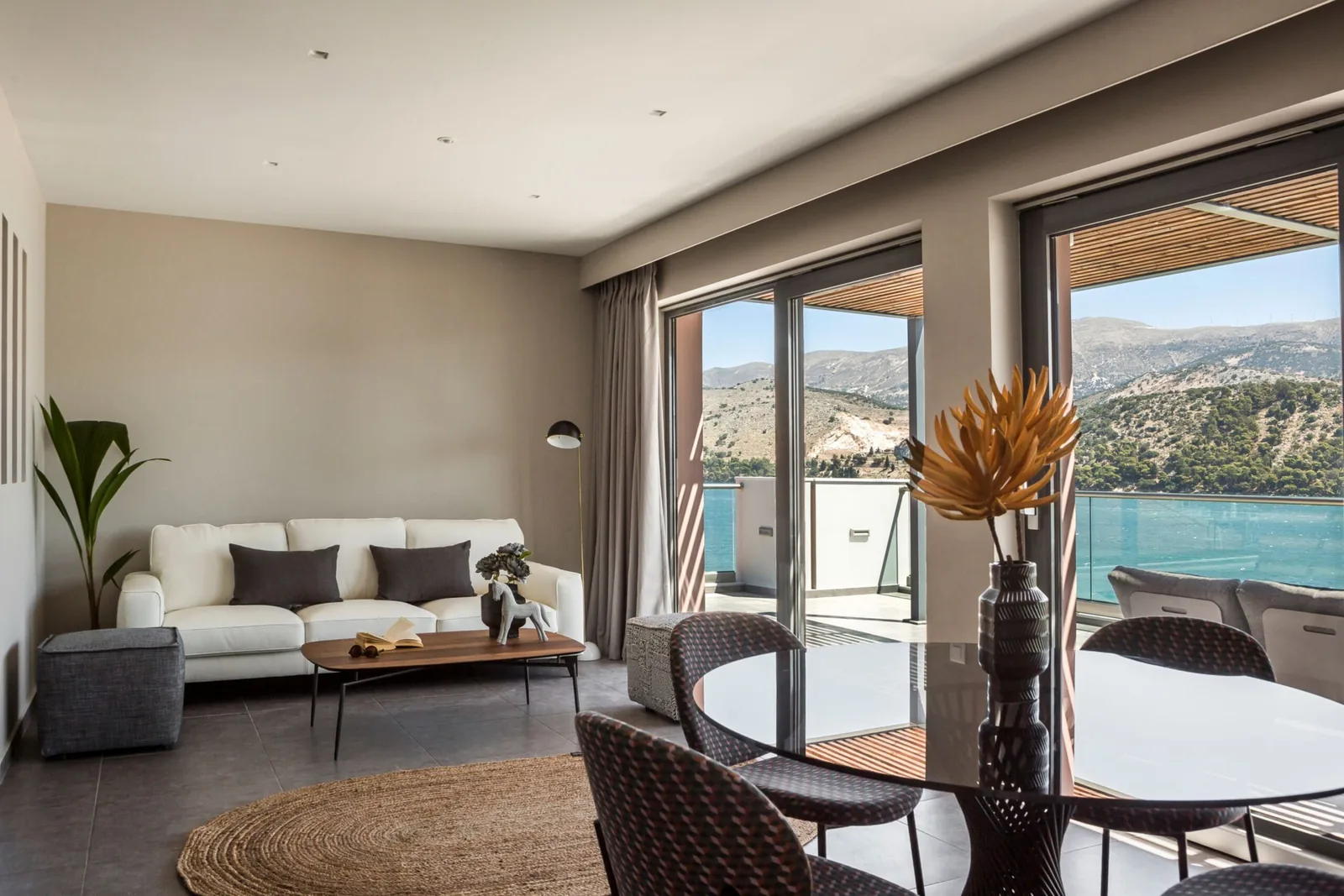 The Twelve Suites — photo 1