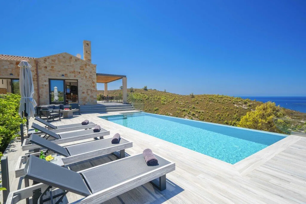 Narcissus Villa — photo 1